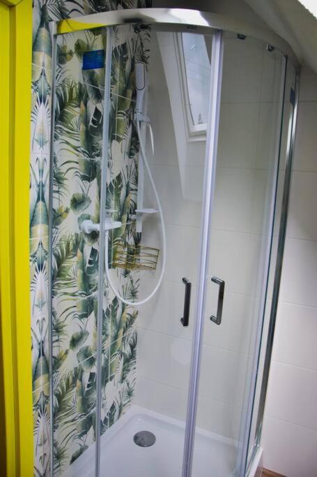 Pastelowy Domek Z Balia Elektryczna Z Jacuzzi Zalakowo Екстериор снимка